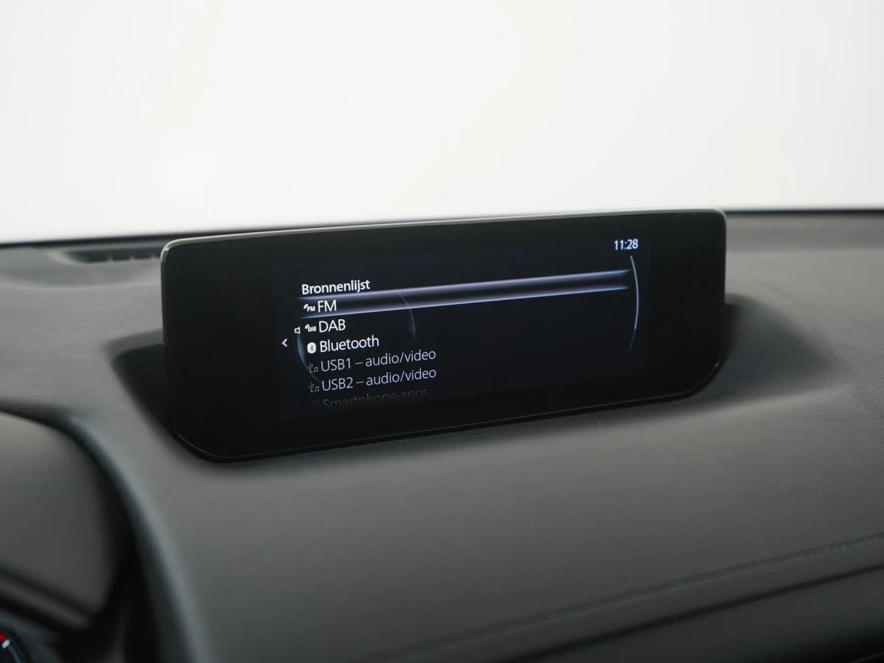 Mazda MX-30 e-SkyActiv 145 First Edition 36 kWh, photo 17 of 36