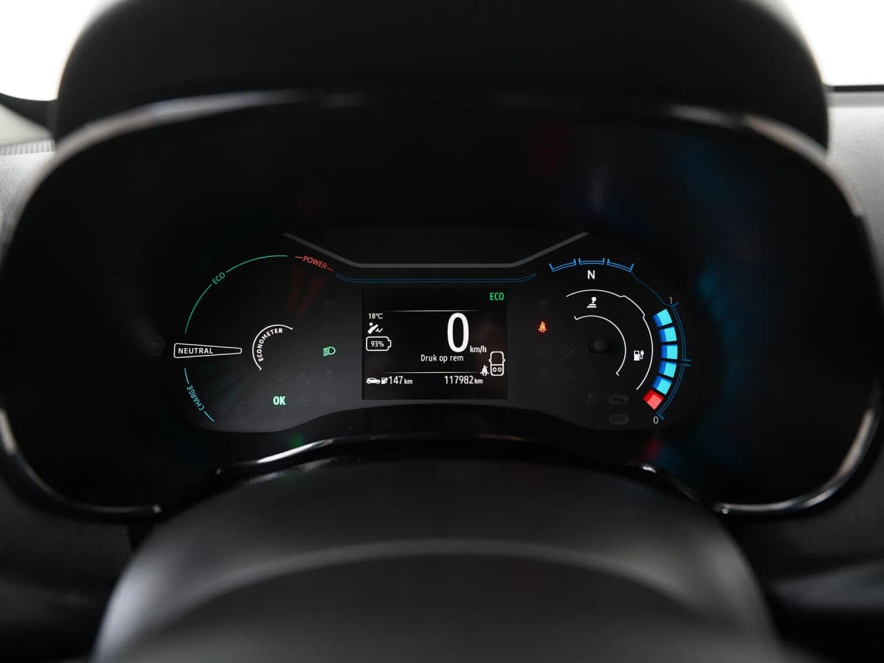 Dacia Spring Comfort Plus 27 kWh (Orange Pack), photo 9 of 29
