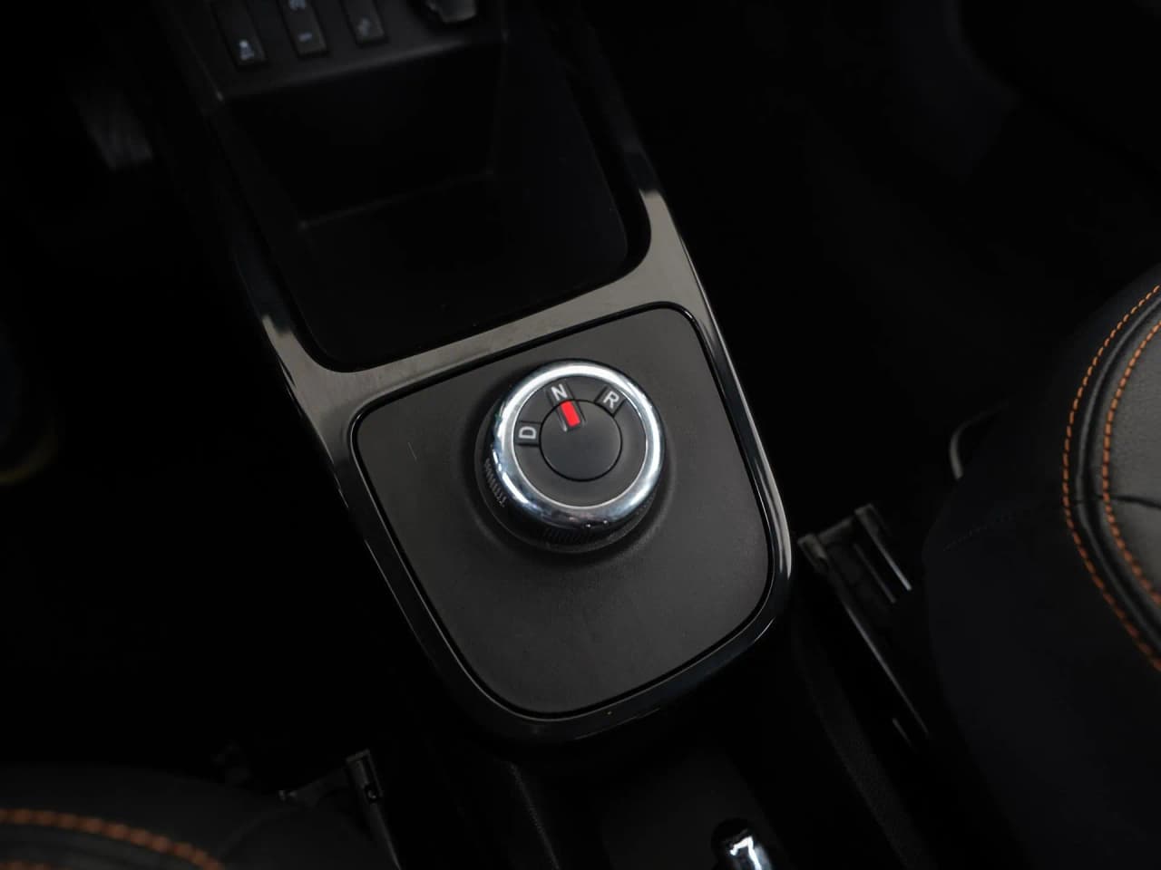 Dacia Spring Comfort Plus 27 kWh (Orange Pack), photo 13 of 29