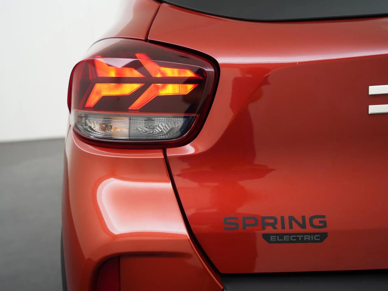 Dacia Spring Expression 27 kWh, photo 21 of 33