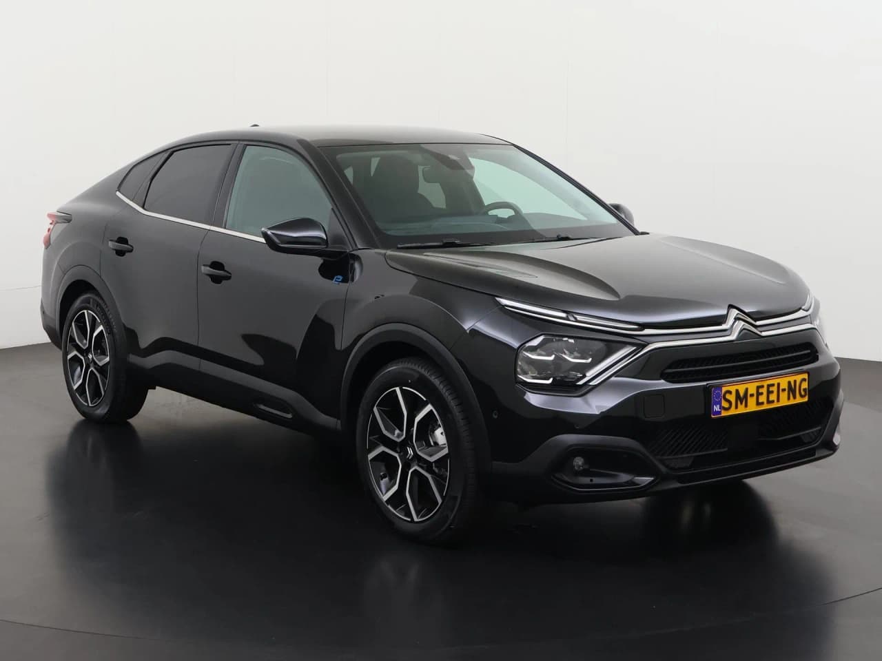 Citroën Ë-C4X Shine 50 kWh, Foto 30 von 37