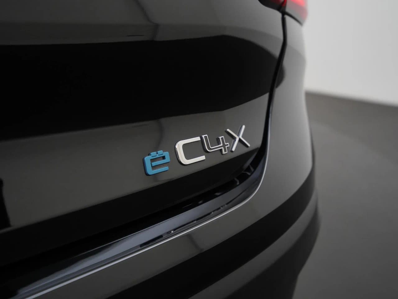 Citroën Ë-C4X Shine 50 kWh, Foto 29 von 37