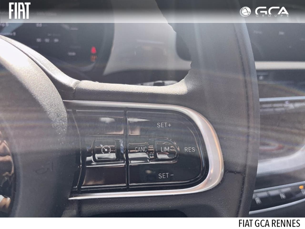 FIAT 500 e 95ch MY23, foto 8 di 12