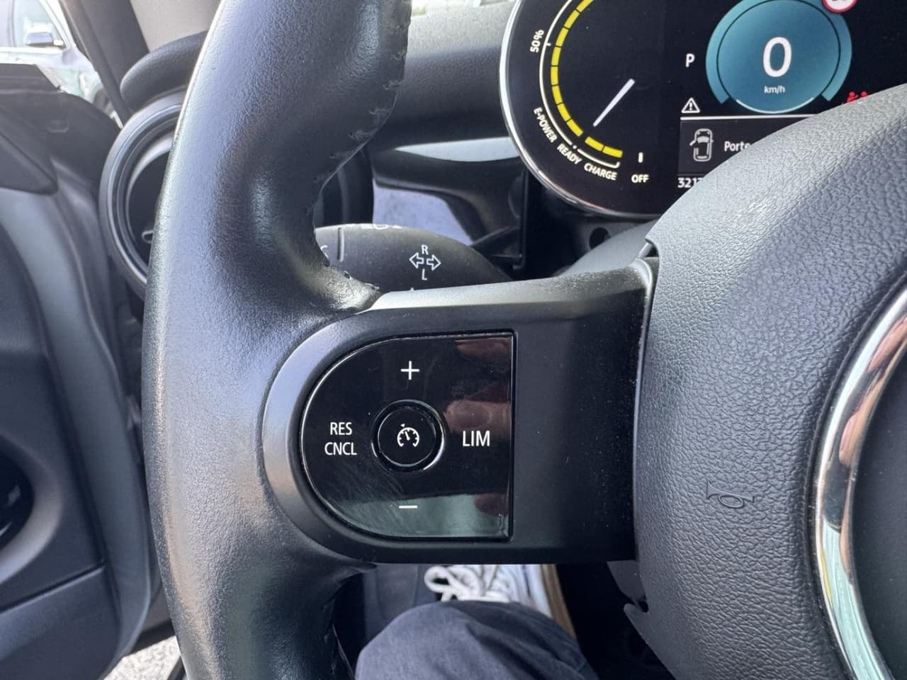 MINI Mini Cooper SE 184ch Edition Premium BVA 5CV, foto 4 de 8