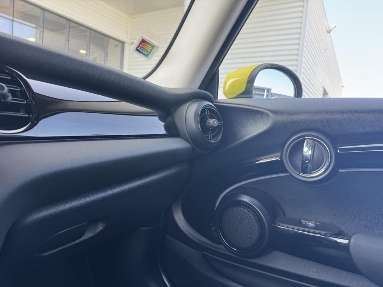 MINI Mini Cooper SE 184ch Edition Premium BVA 5CV, foto 8 de 8