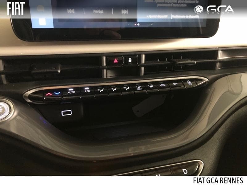 FIAT 500 e 95ch MY23, фото 11 з 15
