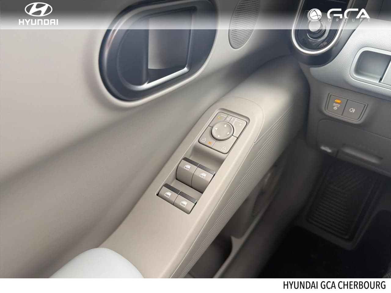 HYUNDAI Ioniq 3 61kWh - 135ch Vision, photo 12 of 15