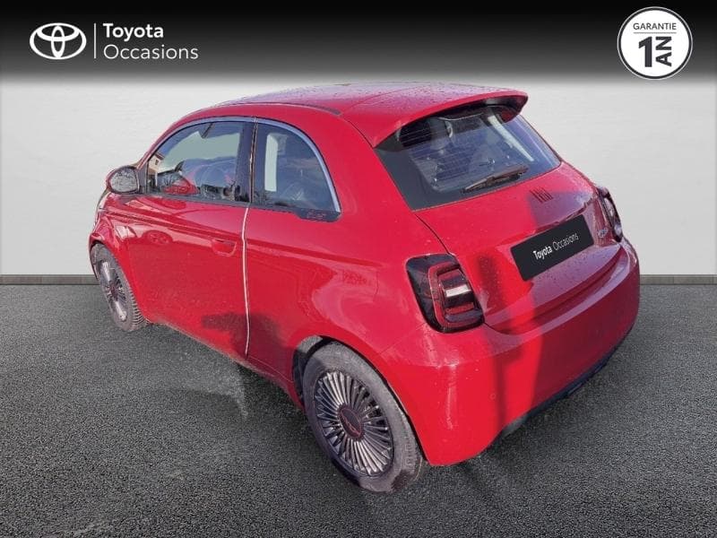 FIAT 500 e 95ch (RED), photo 2 of 12