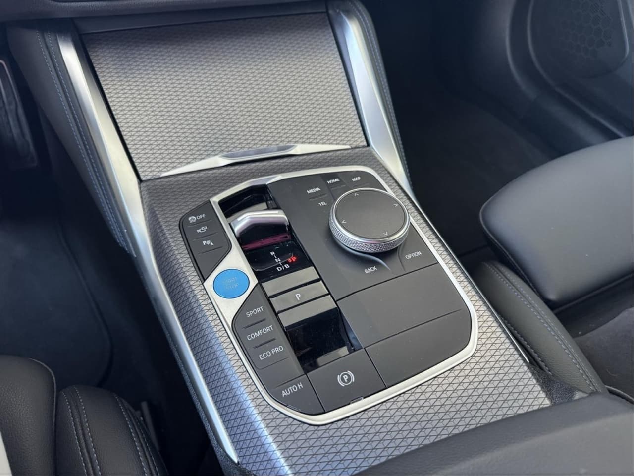 BMW i4 eDrive35 286ch M Sport, photo 4 of 4