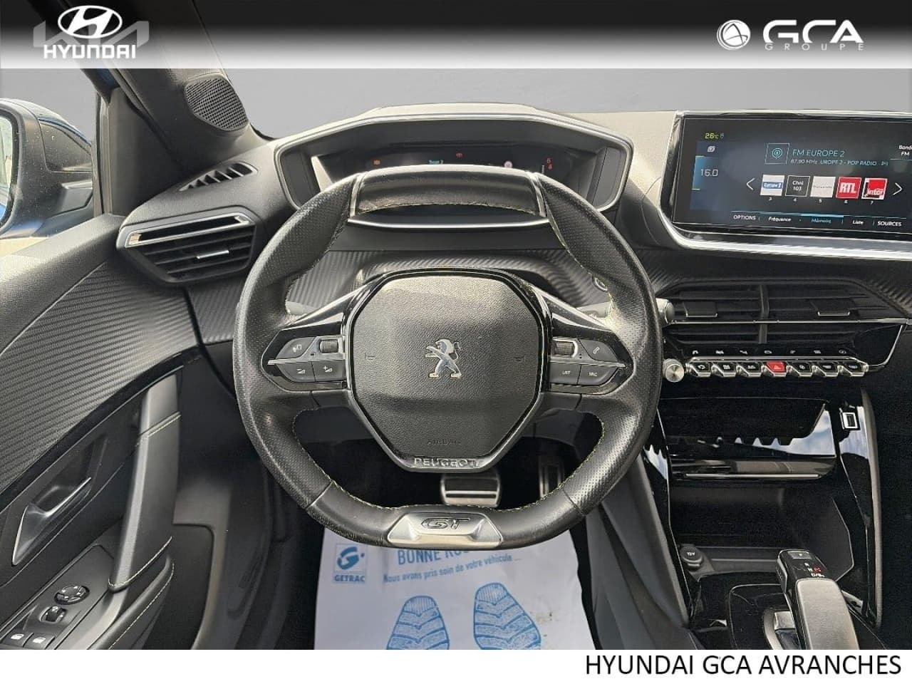 PEUGEOT 208 e-208 136ch GT Line, photo 6 of 8