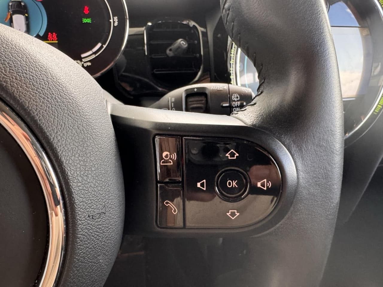 MINI Mini Cooper SE 184ch Essential BVA, photo 8 of 8