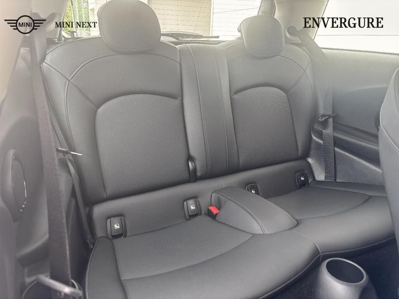 MINI Mini Cooper SE 184ch Essential BVA, photo 4 of 8