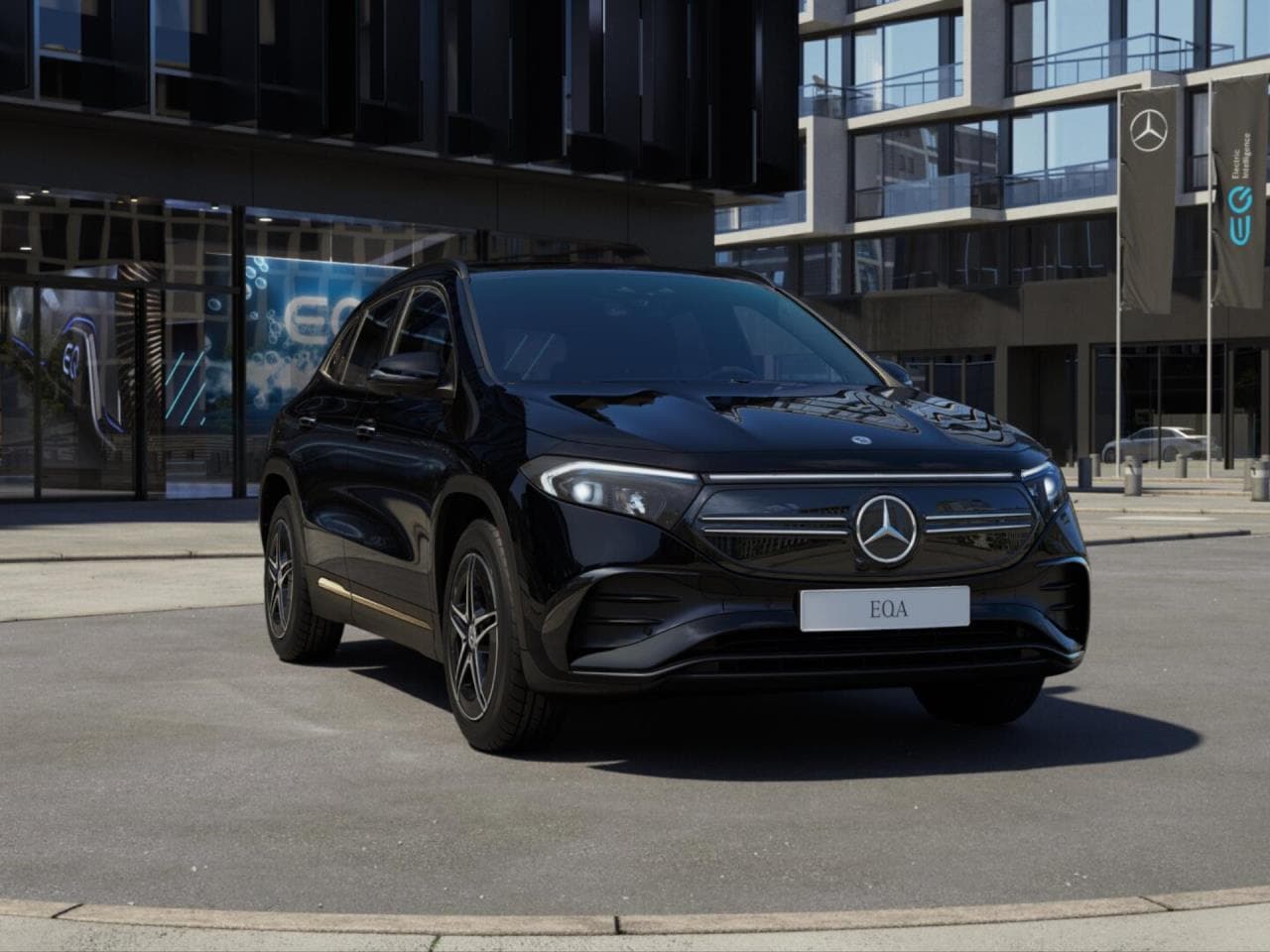 Mercedes-Benz EQA 300 4M, Foto 7 von 7