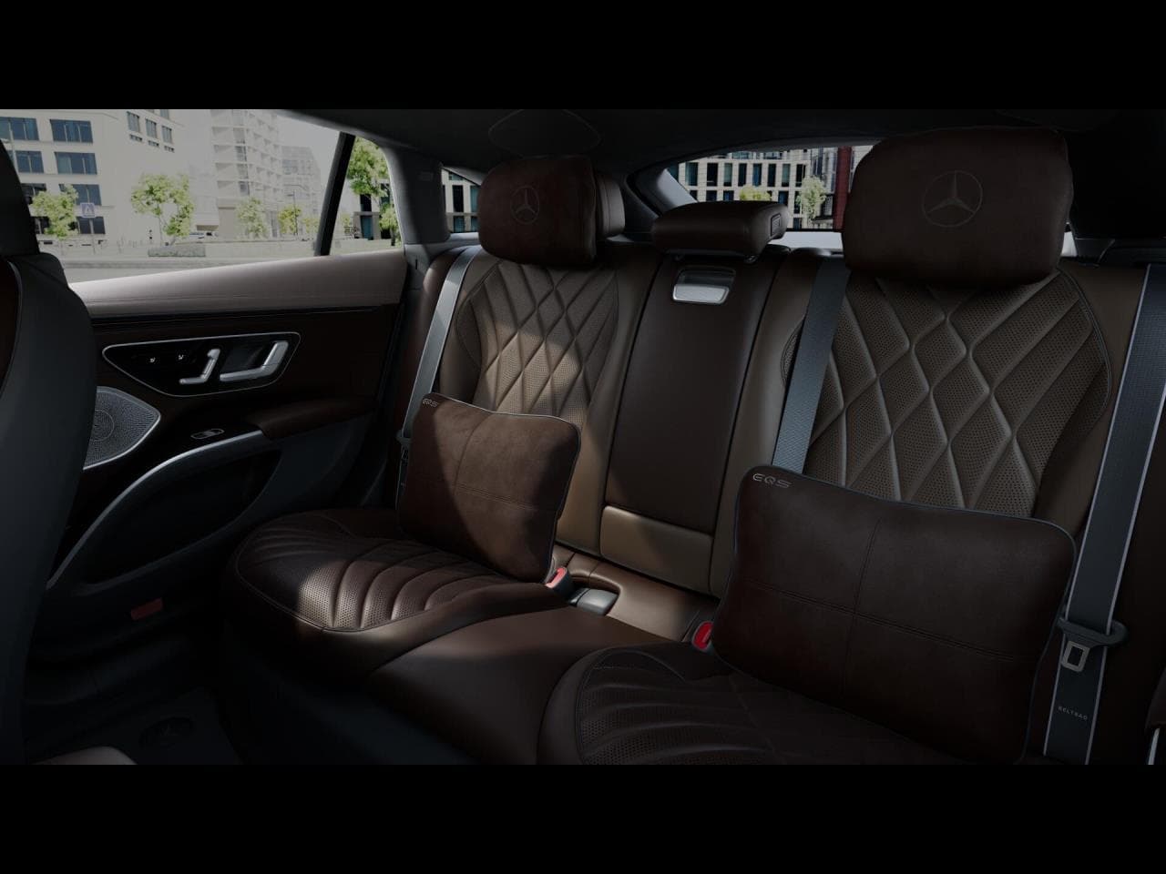 Mercedes-Benz EQS 580 4M, photo 4 of 7