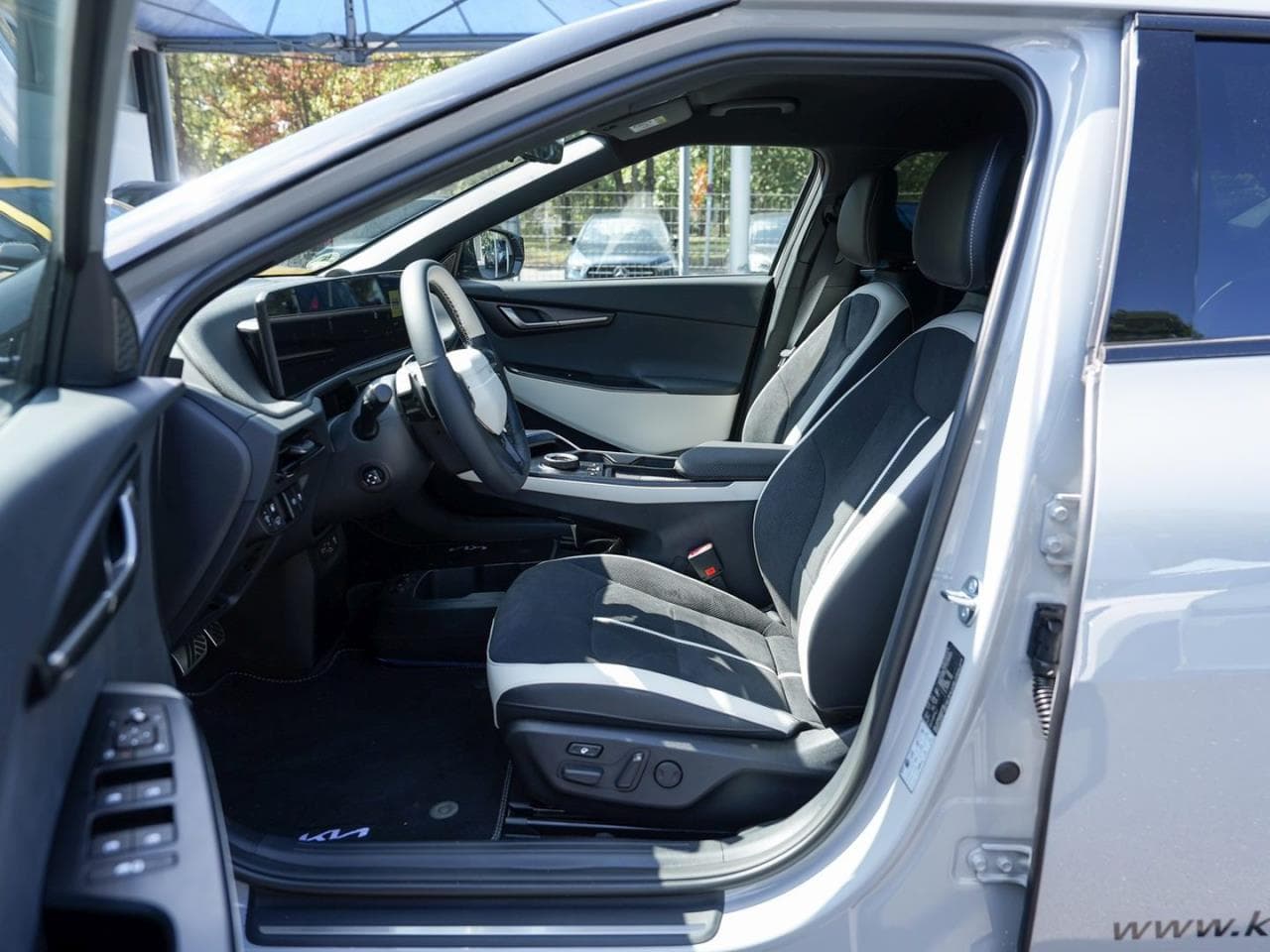 Kia EV6 84 kWh AWD GT-Line, photo 7 of 8