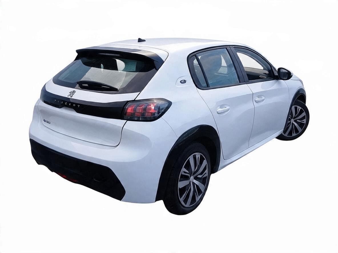Peugeot e-208 Active 50kWh, photo 2 of 5