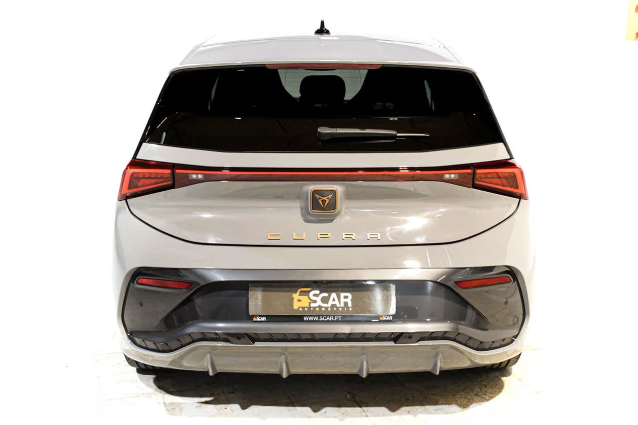 CUPRA Born 58kWh Advanced Plus, photo 4 of 33