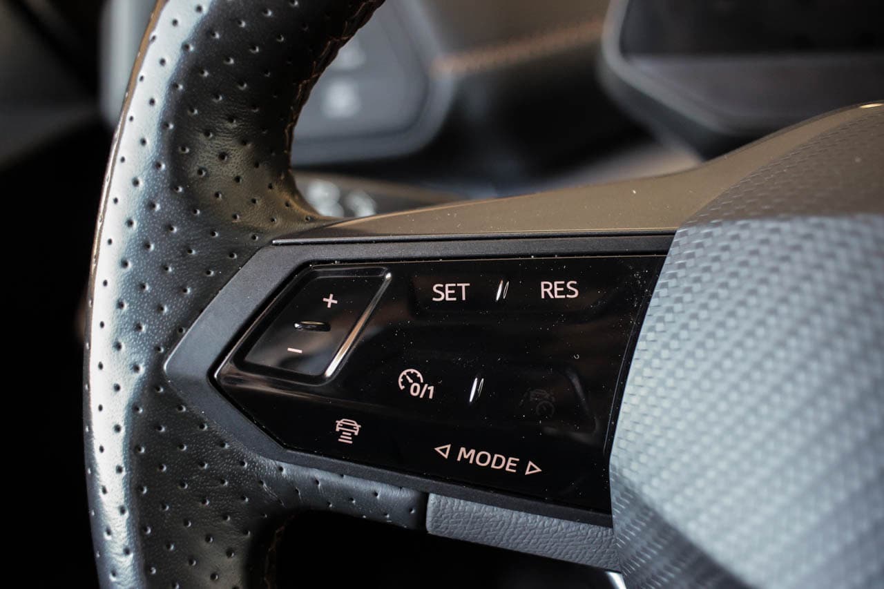 CUPRA Born 58kWh Advanced Plus, photo 18 of 33