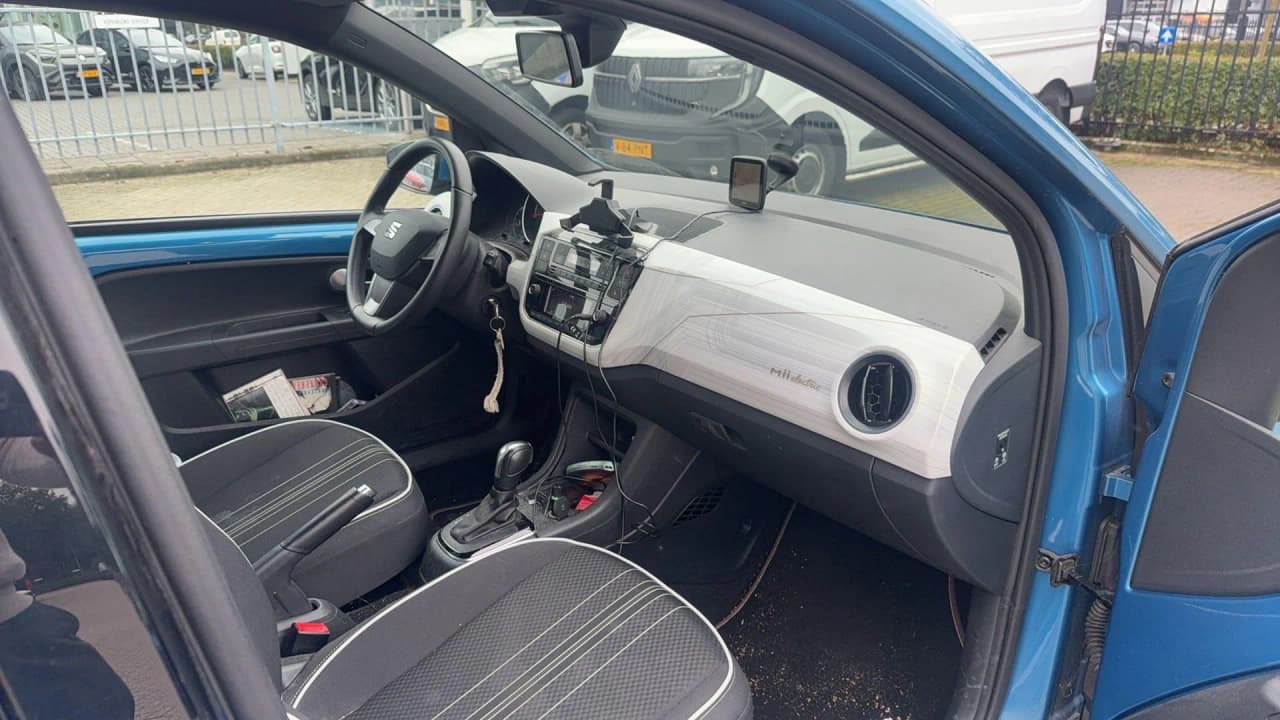 SEAT Mii Electric electric Plus, фото 9 з 13