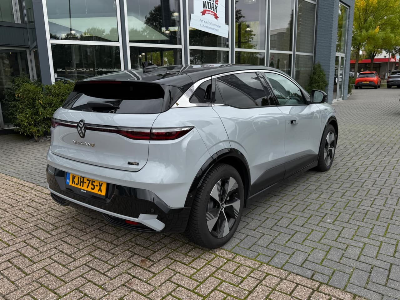 Renault Megane E-Tech techno 220 pk comfort range, photo 3 of 10