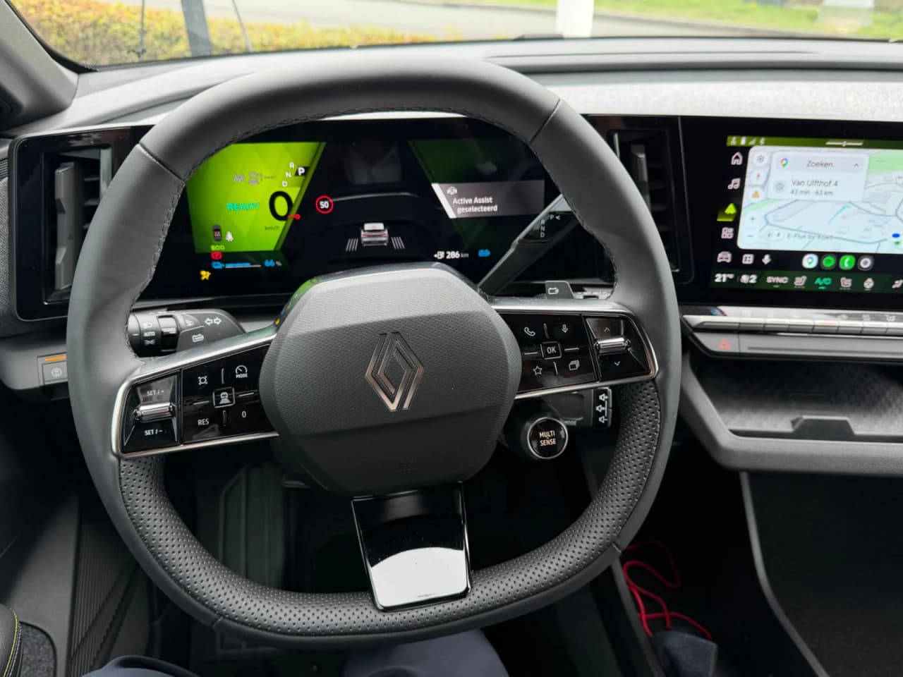 Renault Megane E-Tech techno 220 pk comfort range, photo 7 of 10