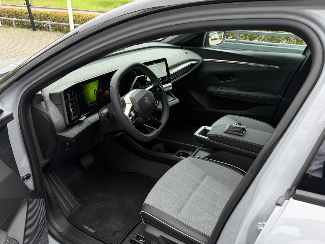 Renault Megane E-Tech techno 220 pk comfort range, photo 5 of 10