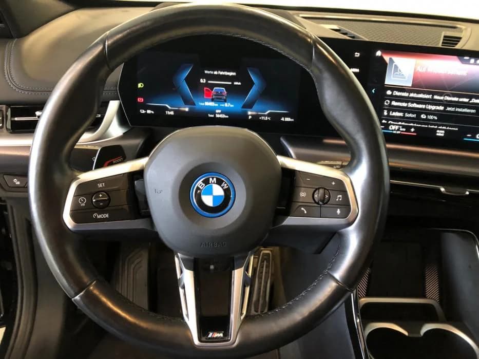 BMW iX1 xDrive30, photo 15 of 21