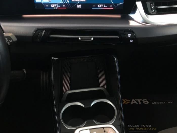 BMW iX1 xDrive30, photo 17 of 21