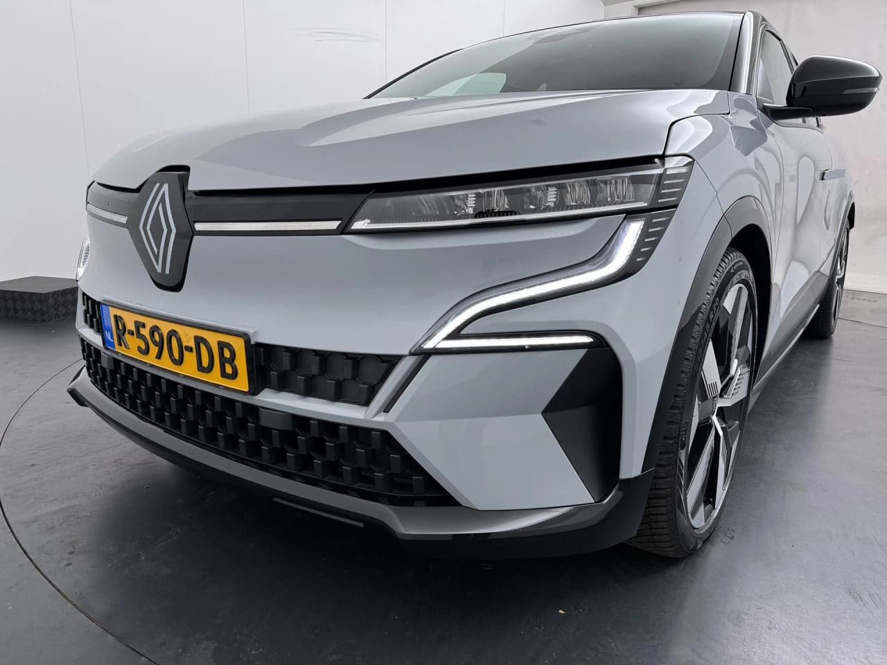 Renault Megane E-Tech techno EV60 220pk optimum charge, photo 31 of 37