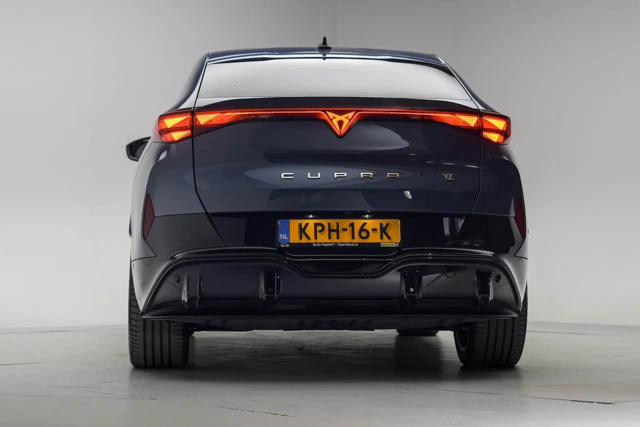 CUPRA Tavascan VZ Adrenaline 82 kWh, photo 37 of 48