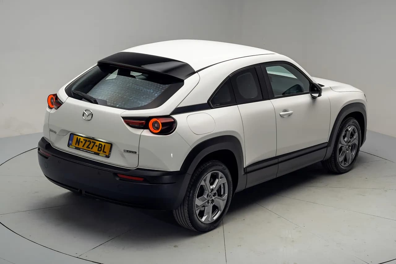 Mazda MX-30 e-SkyActiv 145 36 kWh, foto 14 di 34