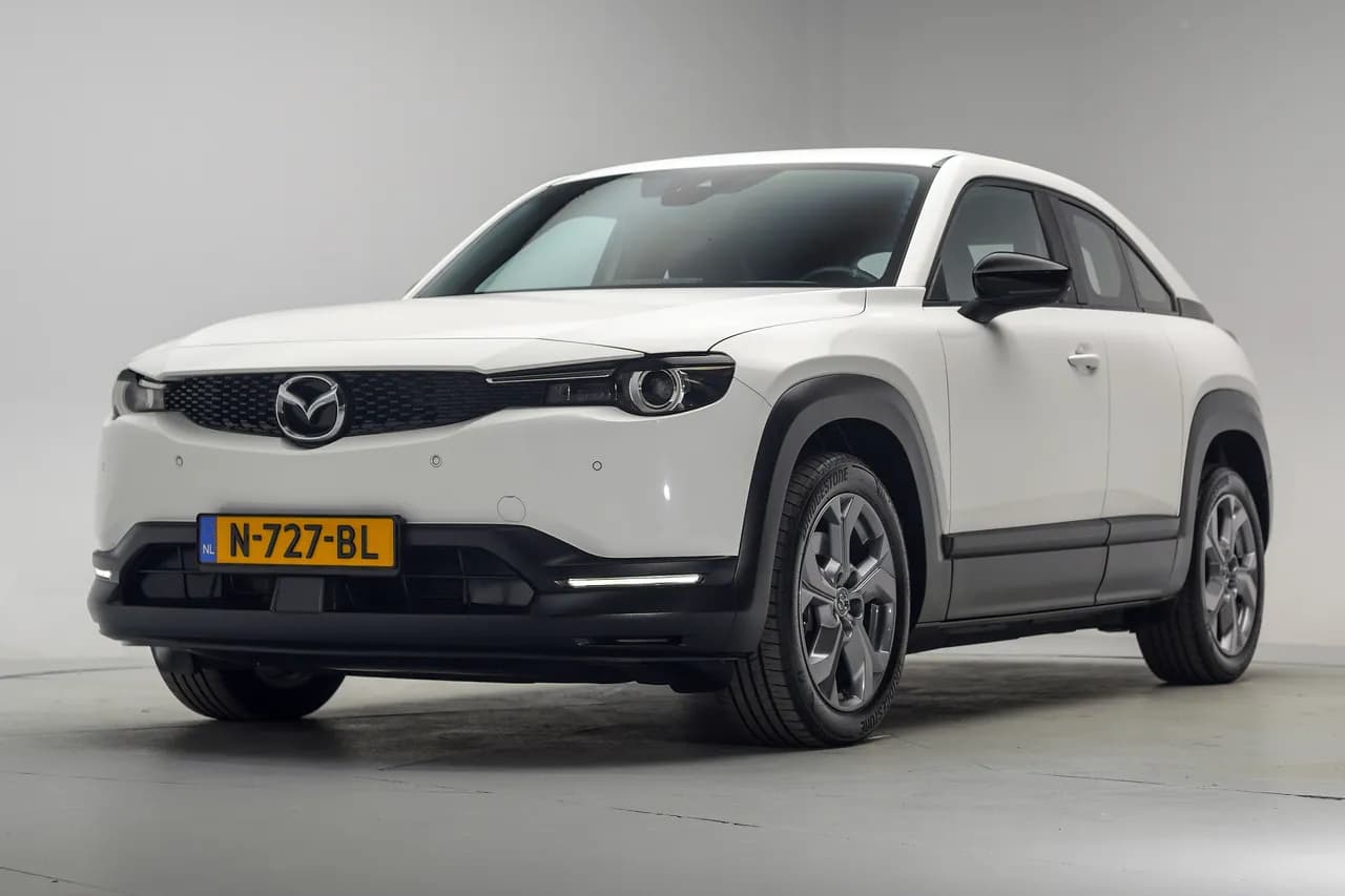 Mazda MX-30 e-SkyActiv 145 36 kWh, foto 1 di 34