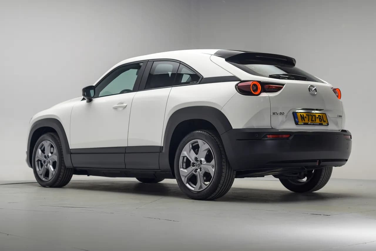 Mazda MX-30 e-SkyActiv 145 36 kWh, foto 3 di 34