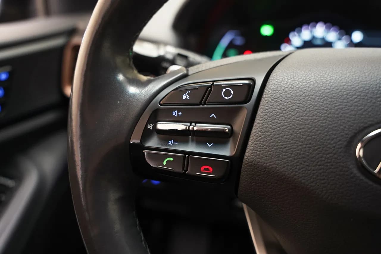 Hyundai Ioniq Premium EV, фото 18 з 45