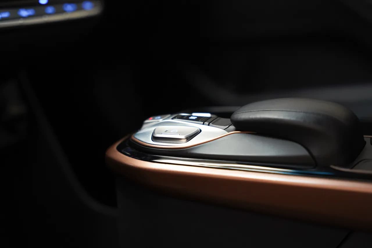 Hyundai Ioniq Premium EV, фото 24 з 45