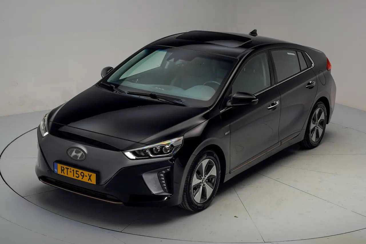 Hyundai Ioniq Premium EV, фото 14 з 45