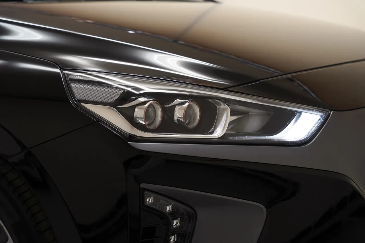 Hyundai Ioniq Premium EV, фото 37 з 45