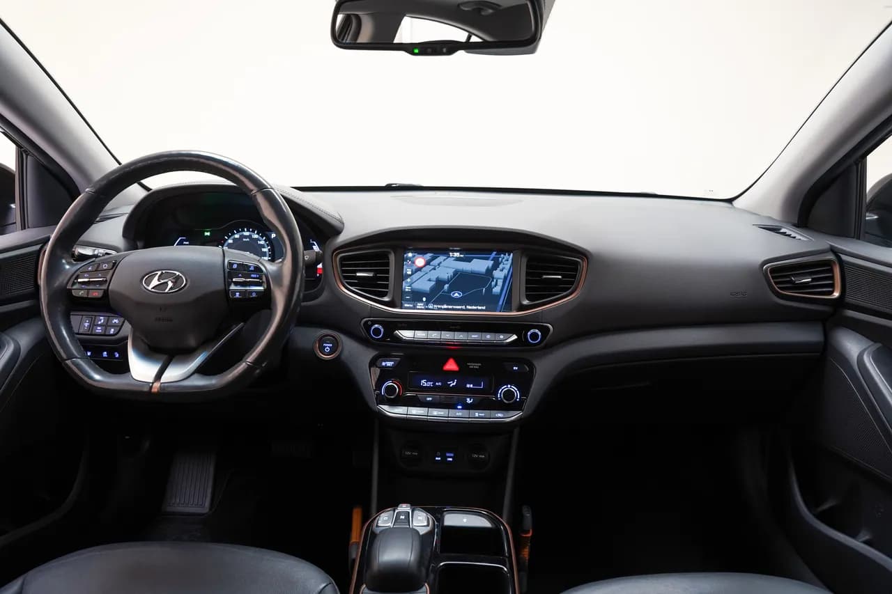 Hyundai Ioniq Premium EV, фото 4 з 45