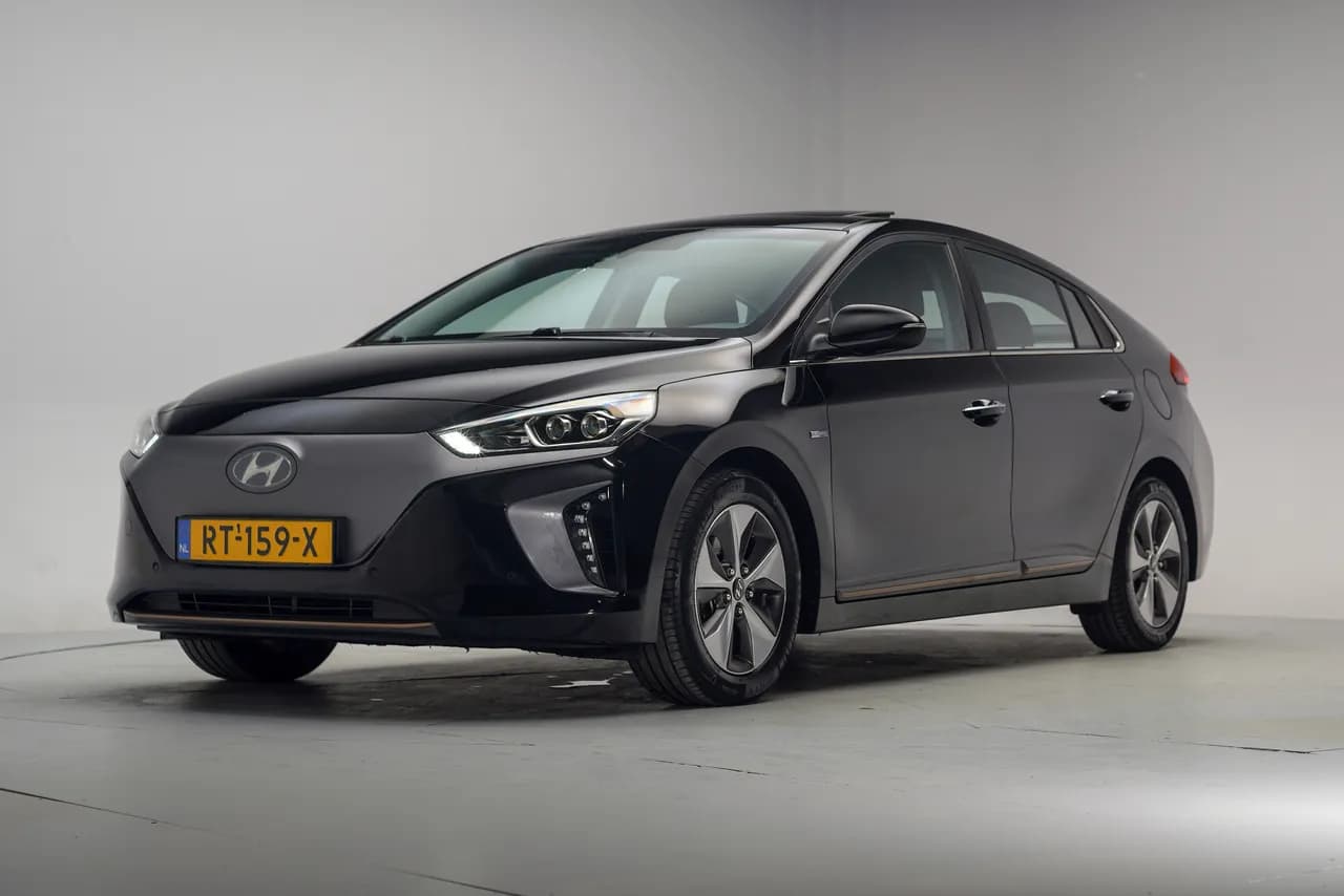 Hyundai Ioniq Premium EV, фото 1 з 45