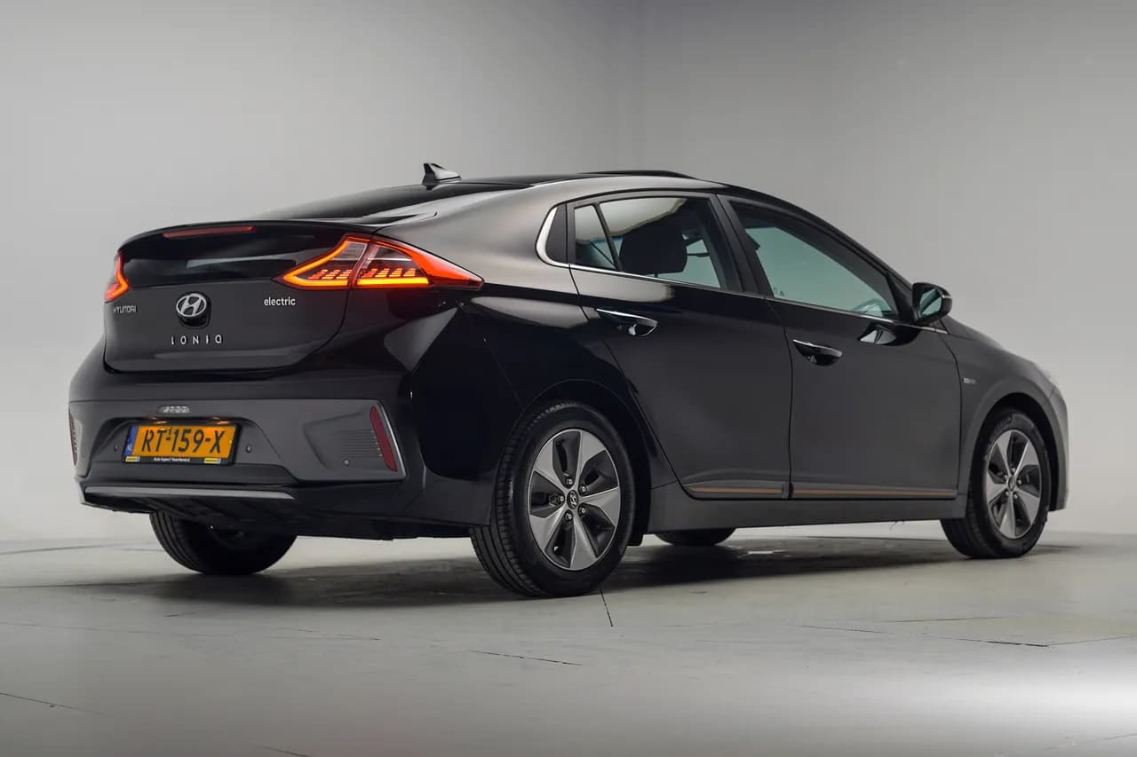 Hyundai Ioniq Premium EV, фото 41 з 45