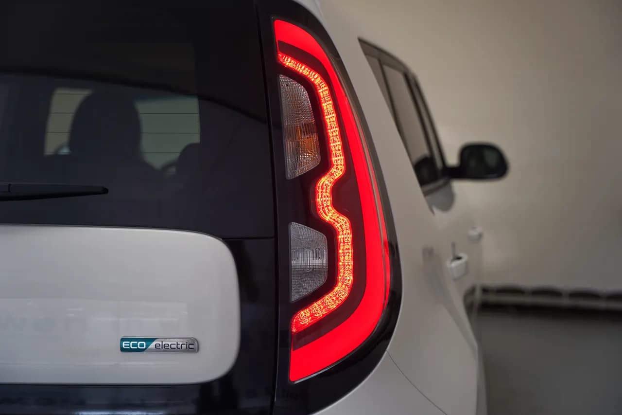 Kia Soul EV Edition 30 KWh Aut., foto 34 di 39