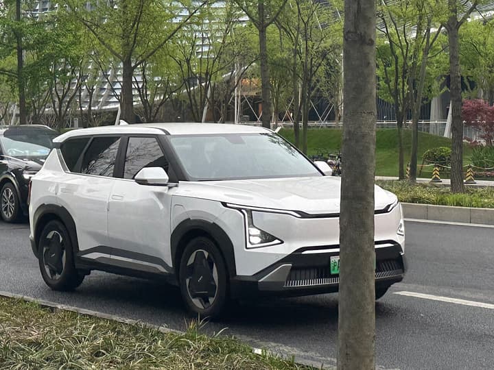 Kia EV5
