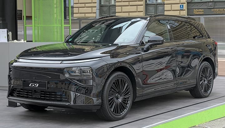 XPeng G9
