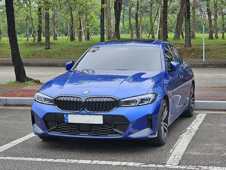 BMW 3 Series 330e (G20/G21, 2024 update)