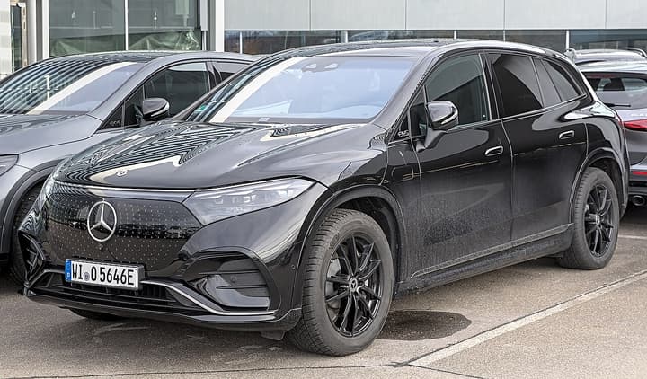 Mercedes-Benz EQS SUV