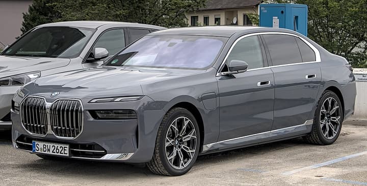 BMW 7 Series (G70)