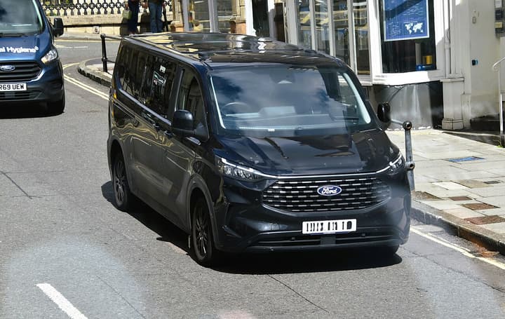 Ford Tourneo Custom PHEV