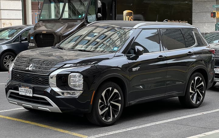 Mitsubishi Outlander PHEV (4th gen, EU relaunch)