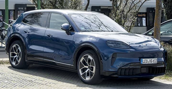 Porsche Cayenne Electric