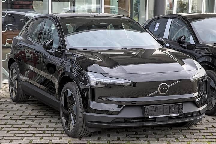 Volvo EX30